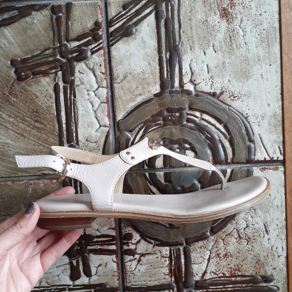 Michael Kors sandals (beige) - Picture 2 of 3